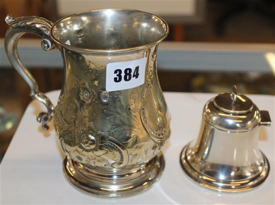 Silver bell shaped inkwell, a plated mug and 7 x 19th century Indian coins.